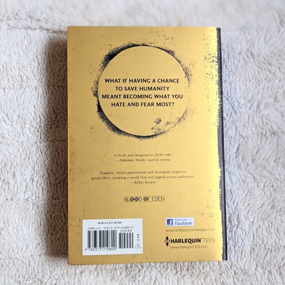 The Immortal Rules by Julie Kagawa - Picture 8 of 11